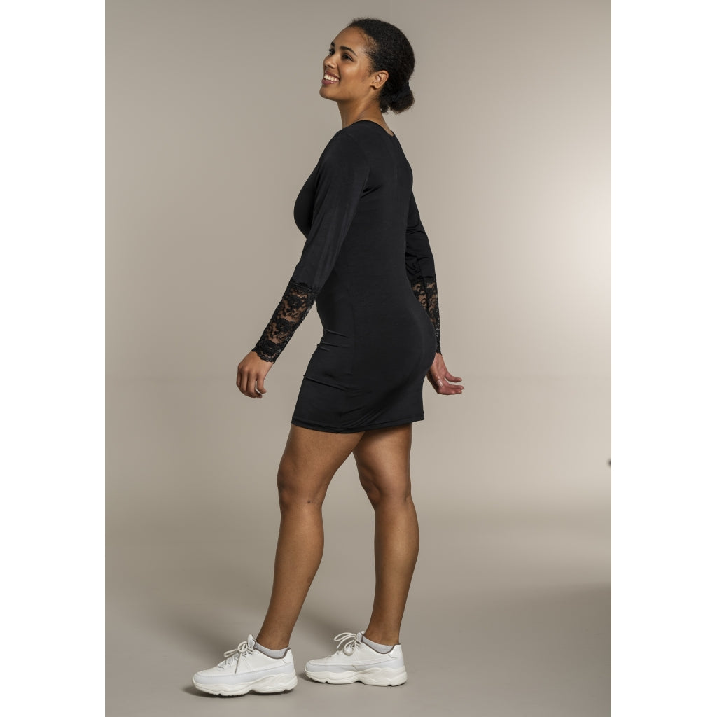 Sandgaard Bluse med blonde ærmer Top Black