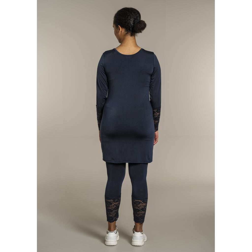 Sandgaard Bluse med blonde ærmer Top Dark Blue